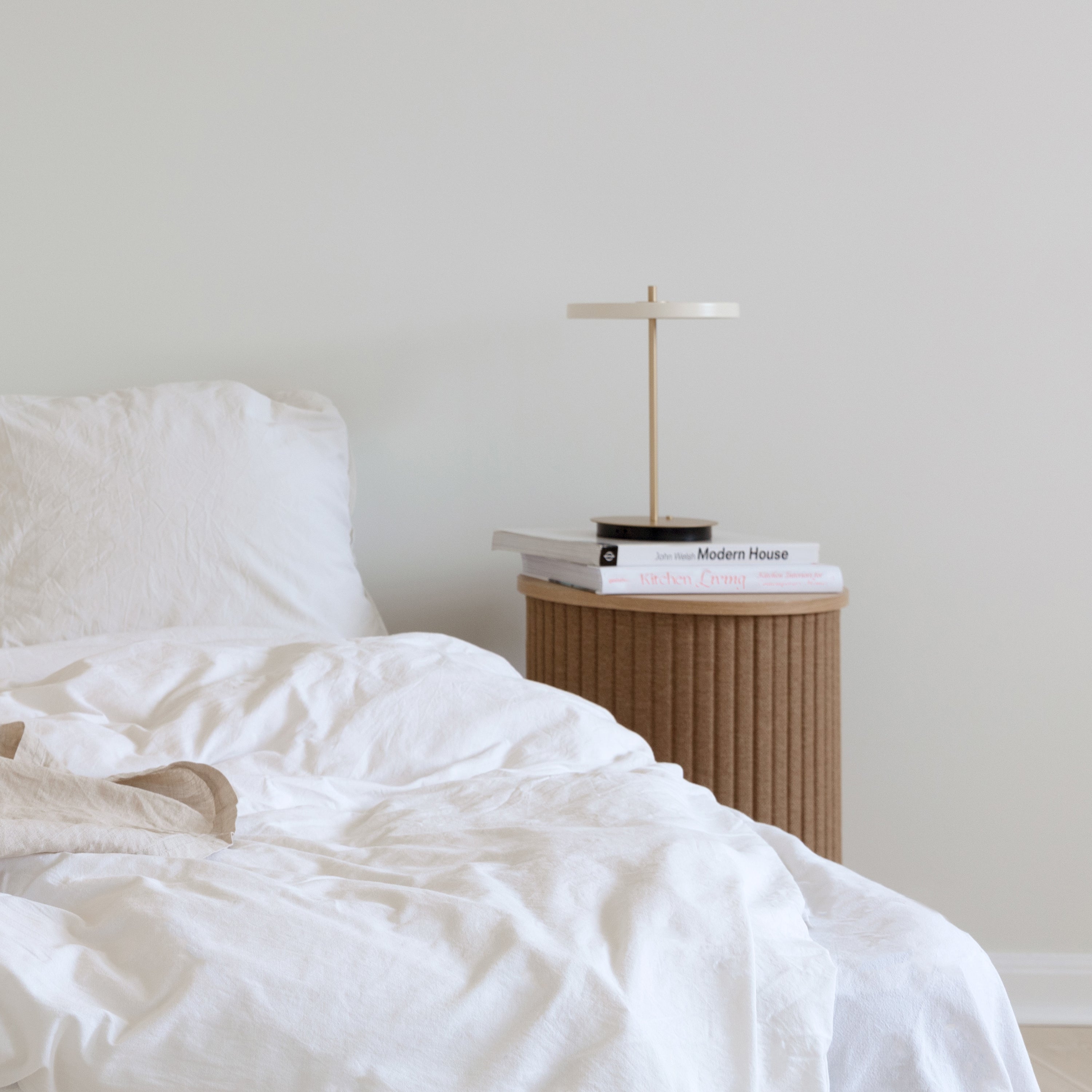 Asteria Move Portable Lamp