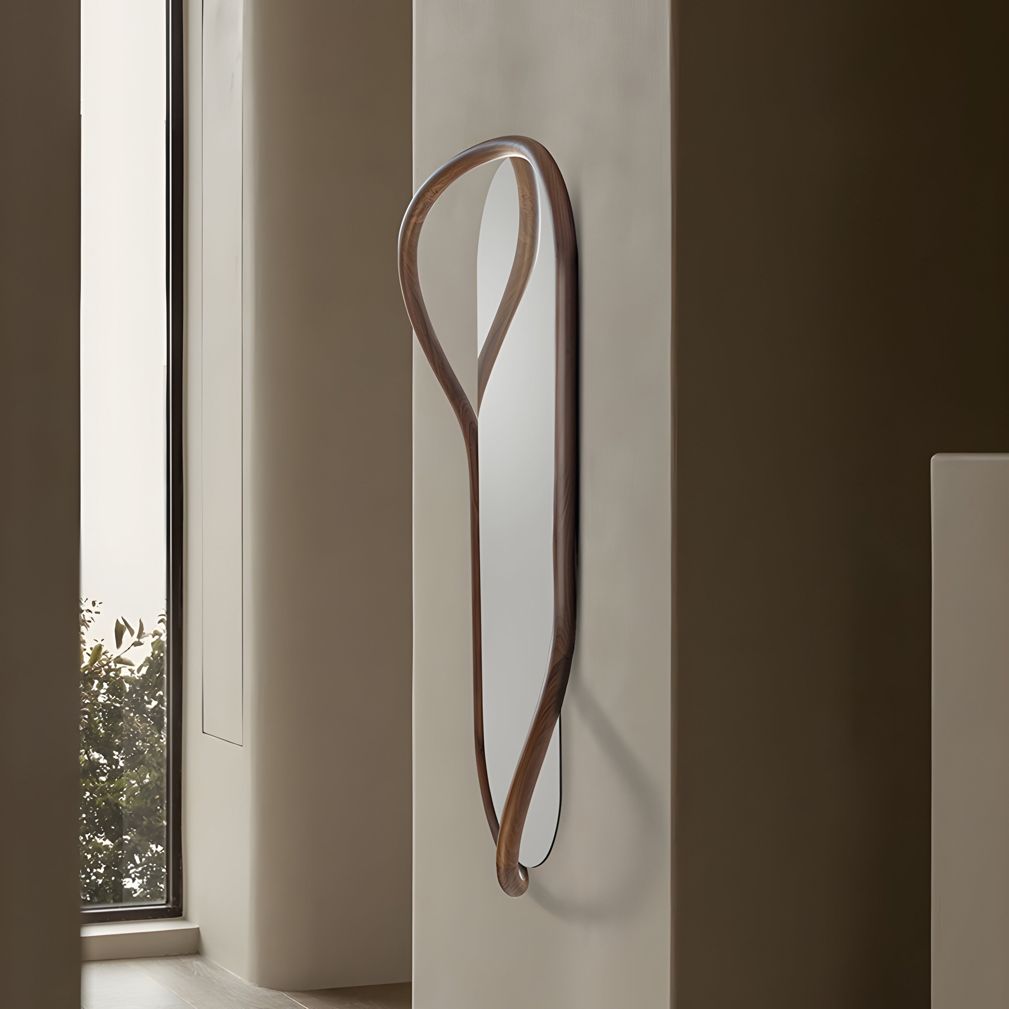 Unut Mirror