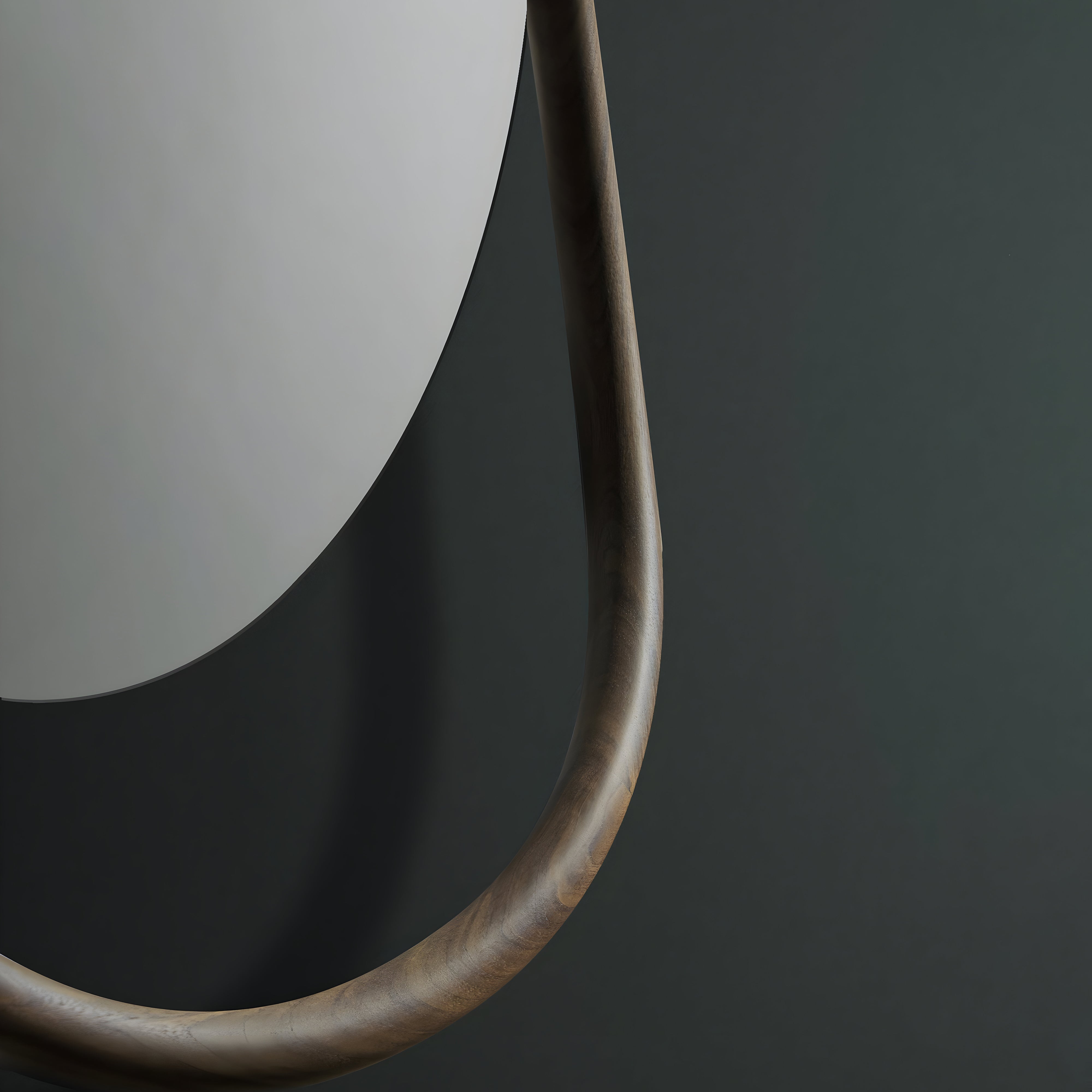 Unut Mirror