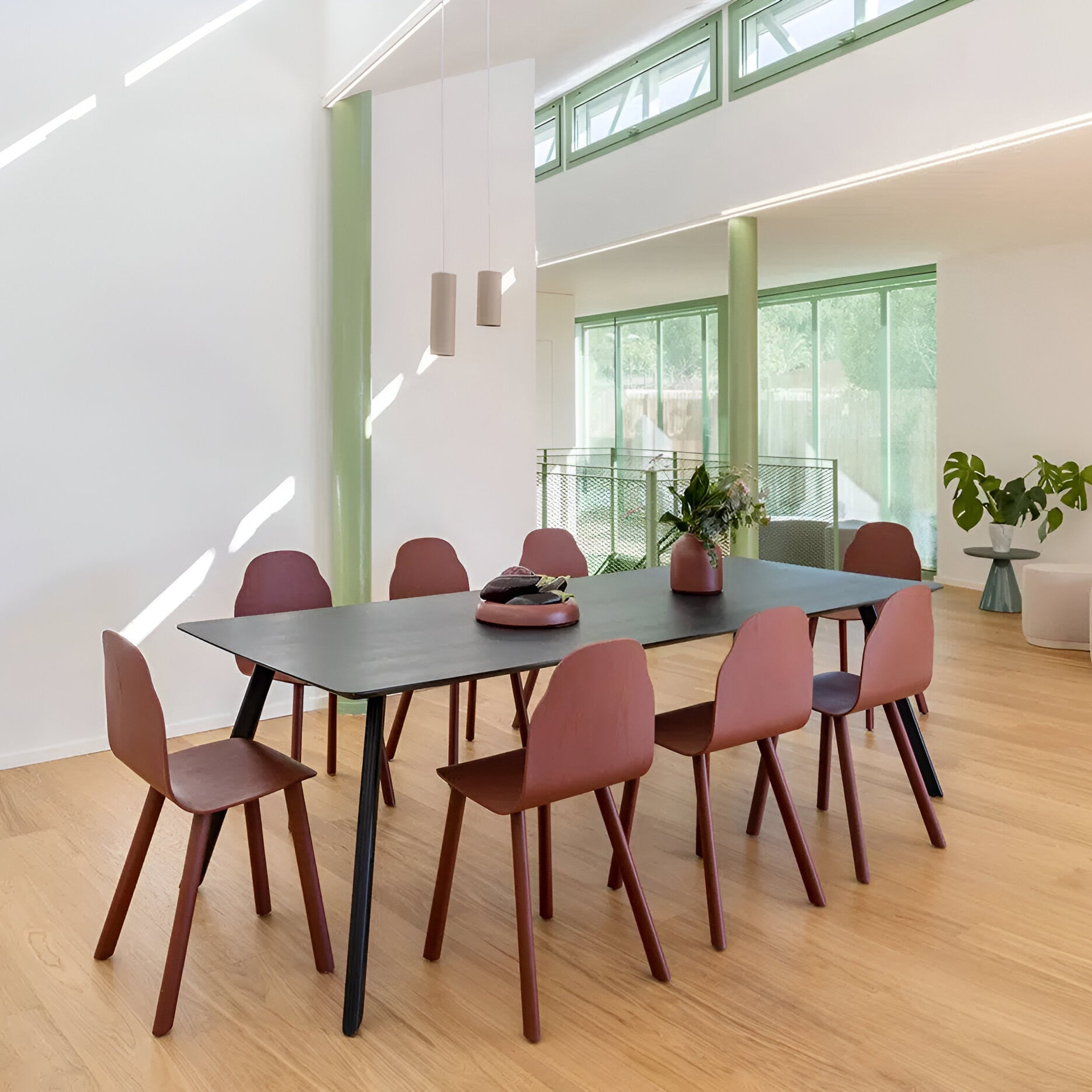 Body Dining Chair