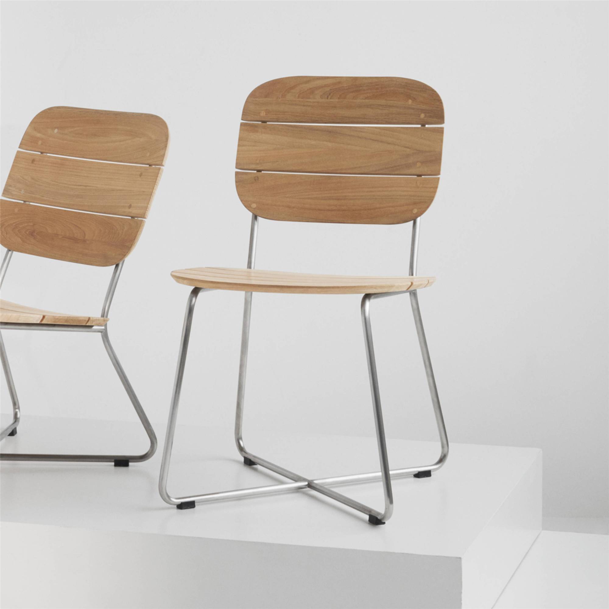 Lilium Chair