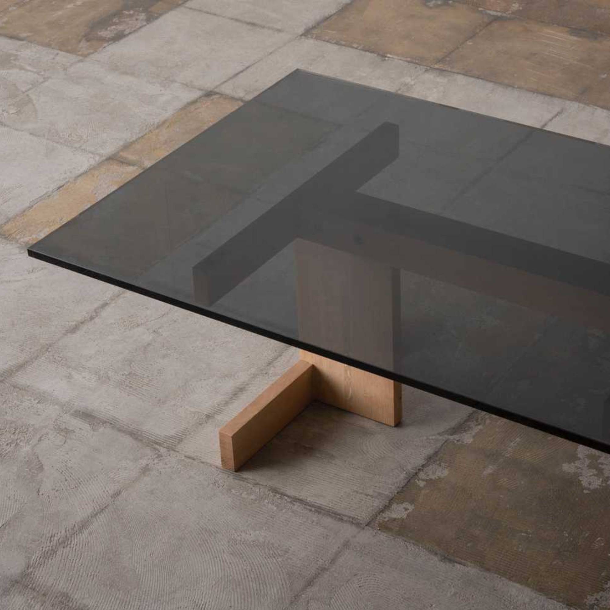 Kinuta Coffee Table: Glass A-CT01