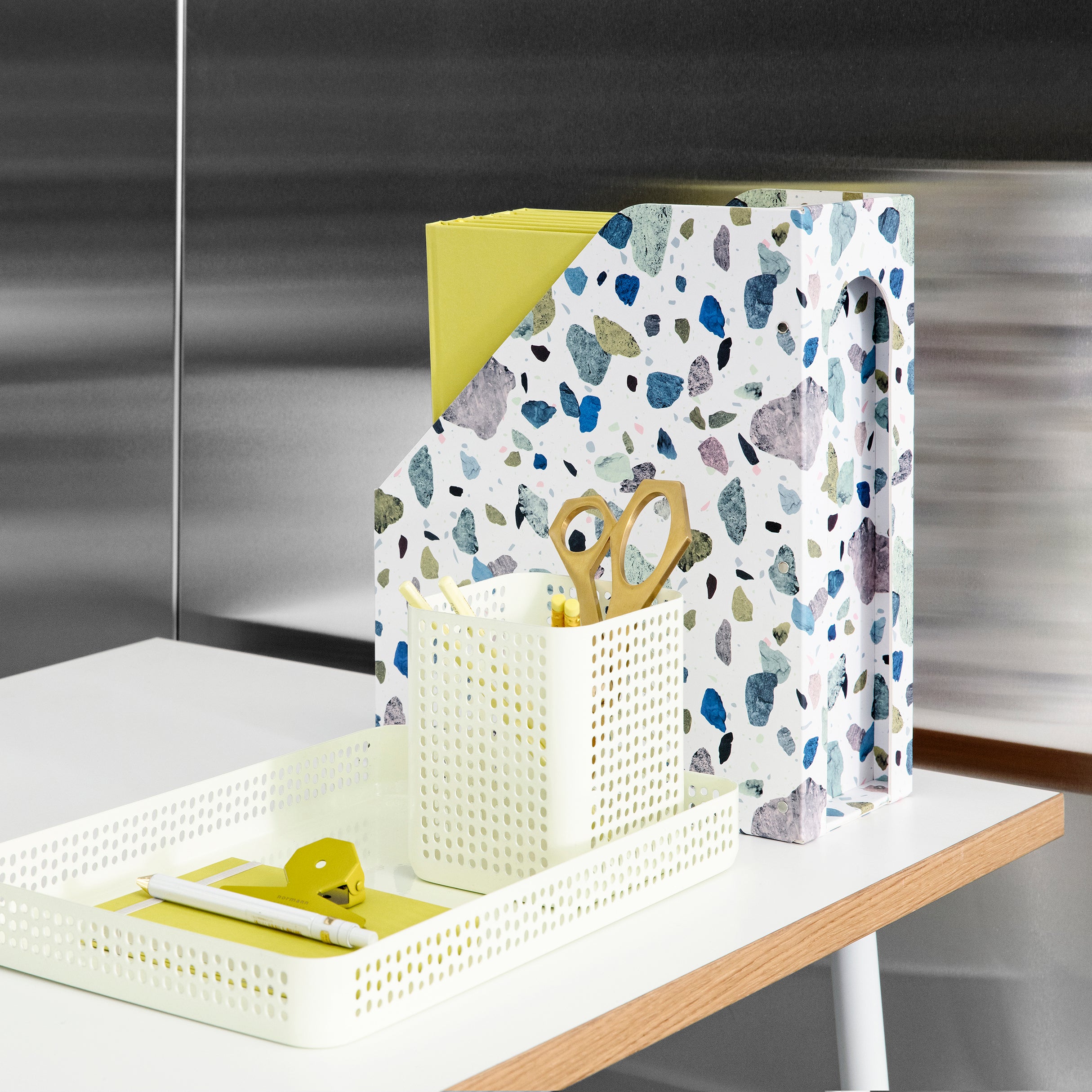 Journal Desk