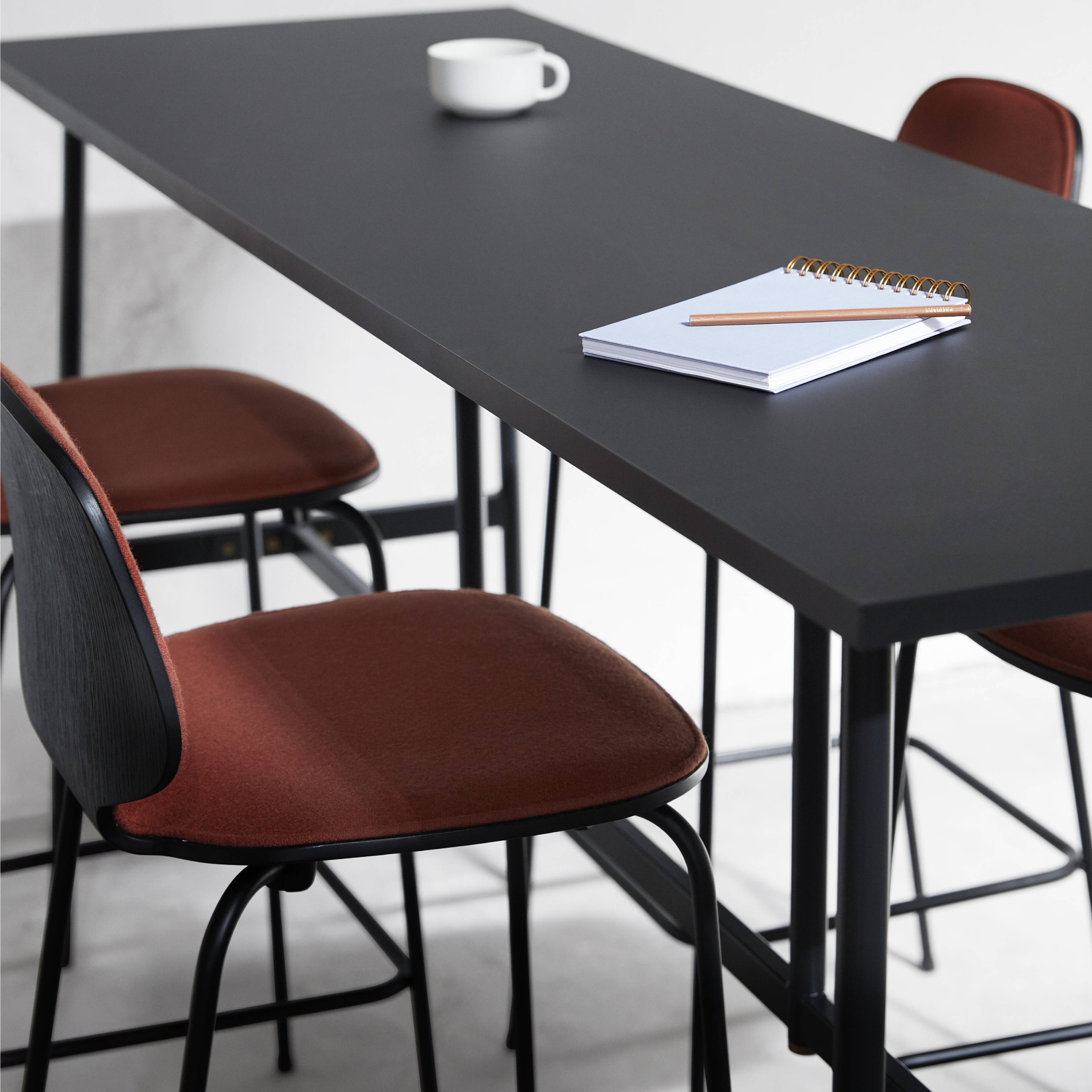 Union Bar Table