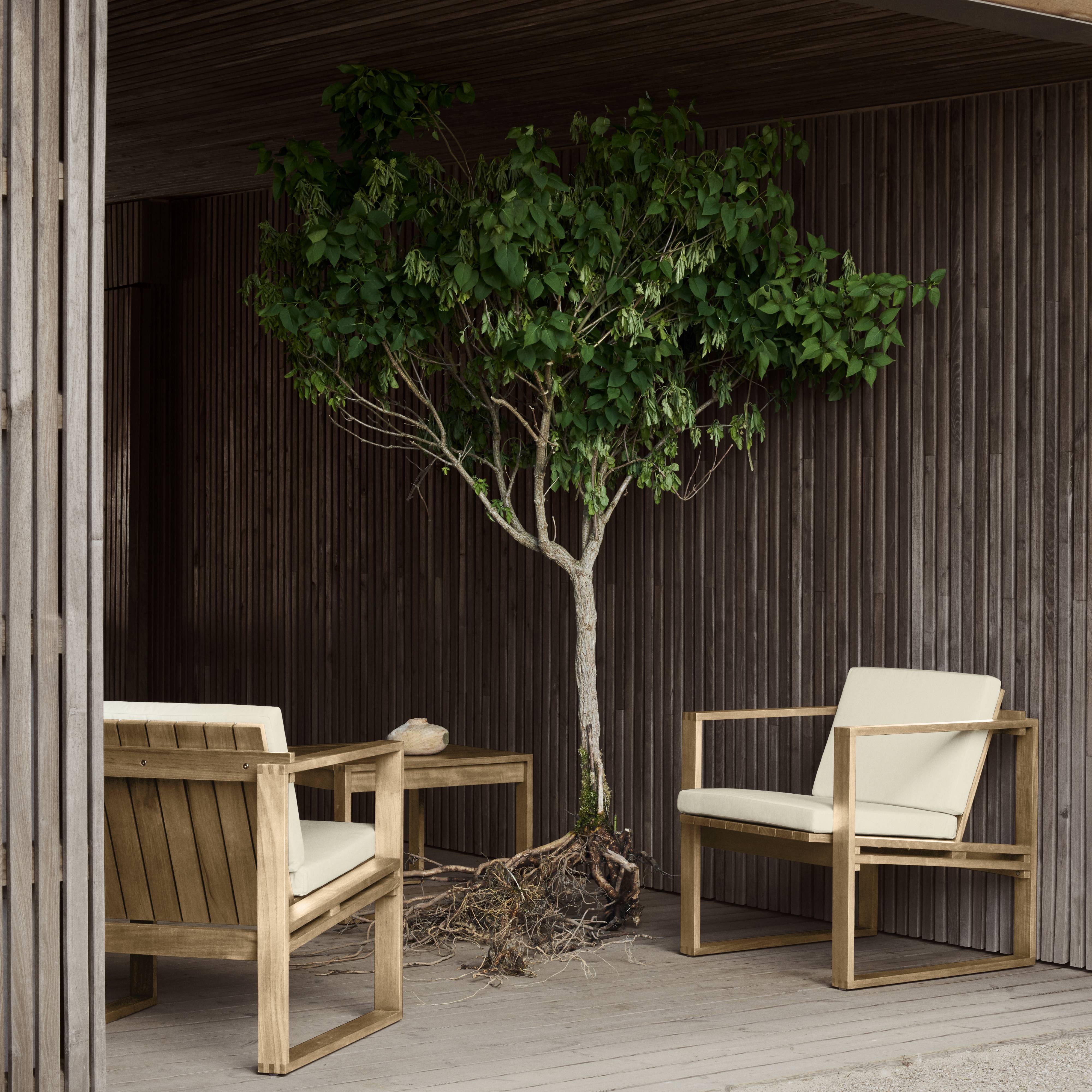 BK16 Outdoor Side Table