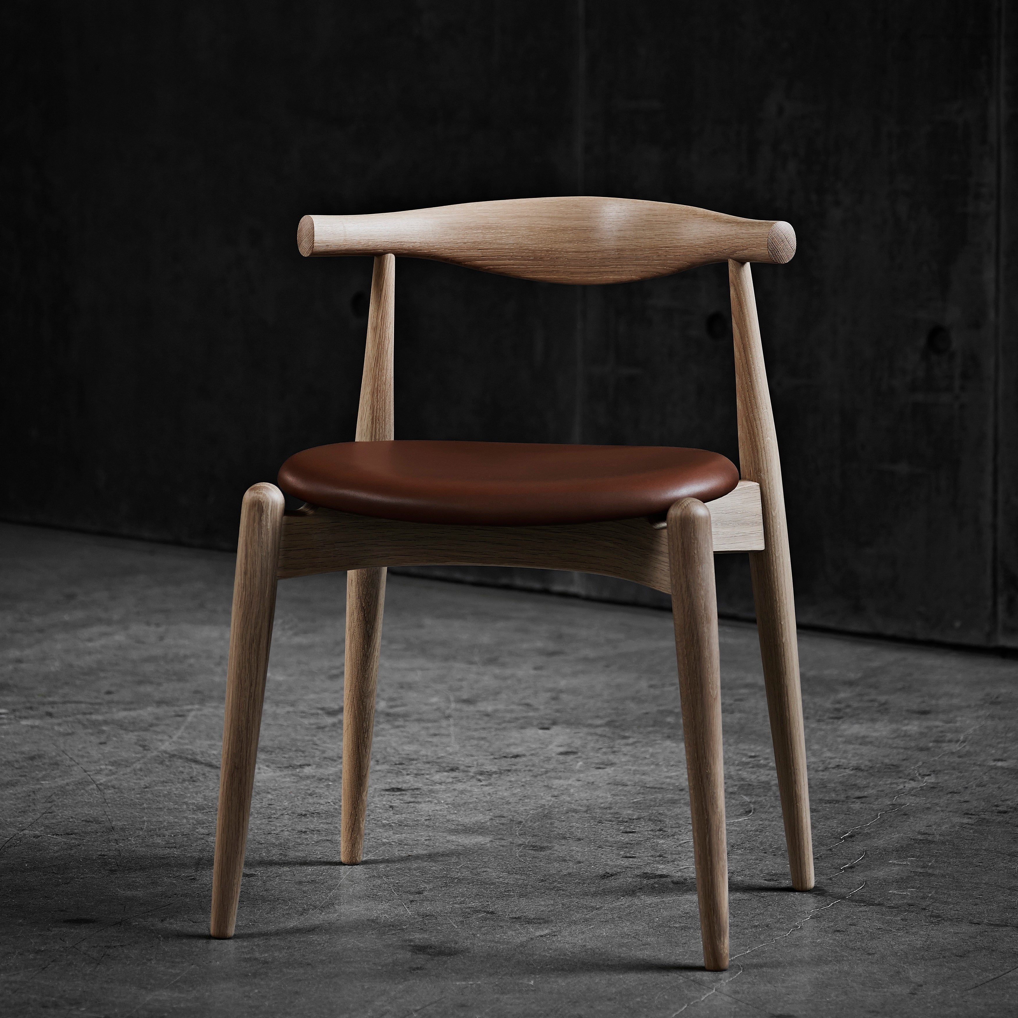 CH20 Elbow Chair: Oak