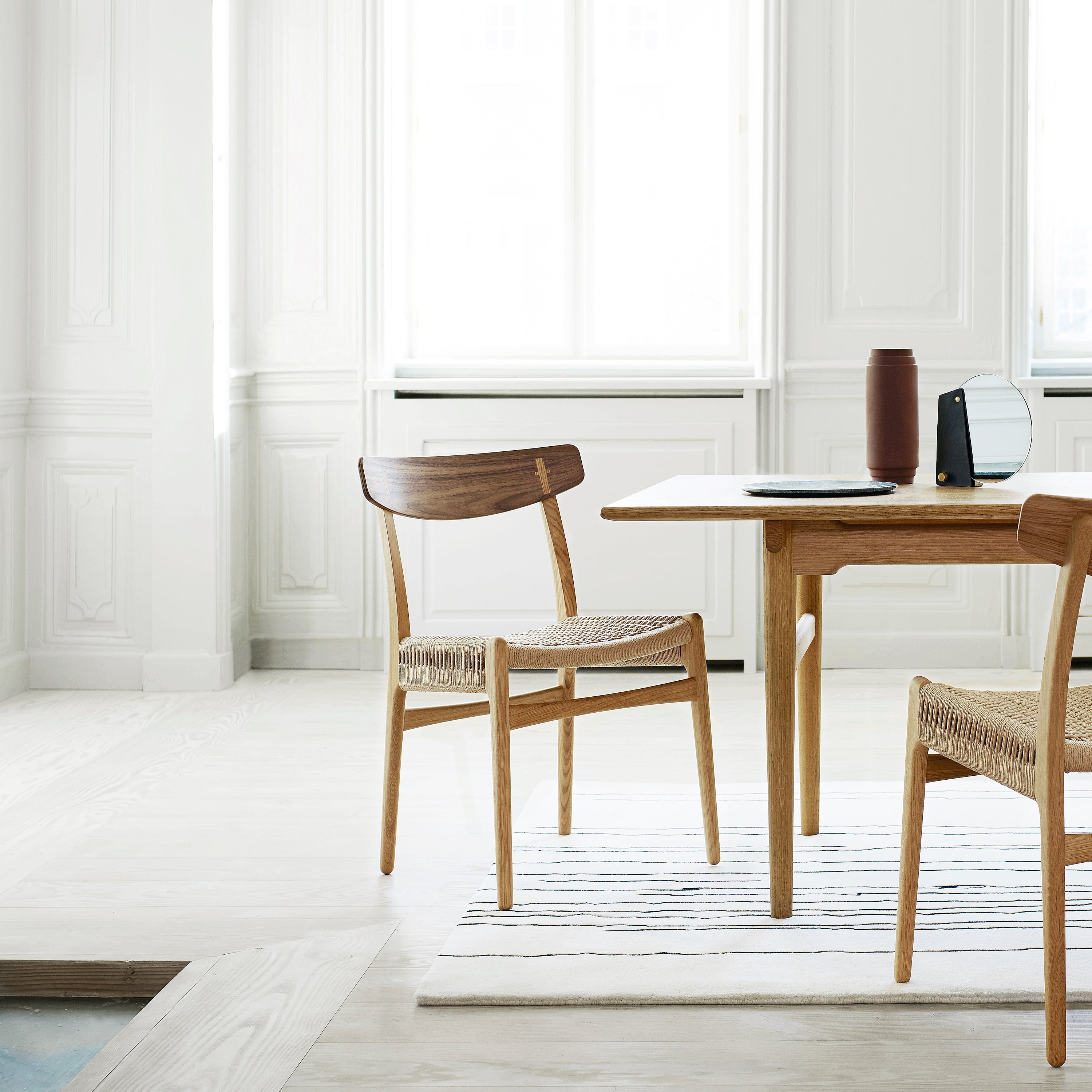 CH23 Dining Chair