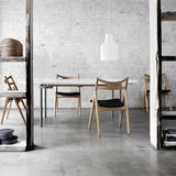 CH29P Sawbuck Chair: Oak