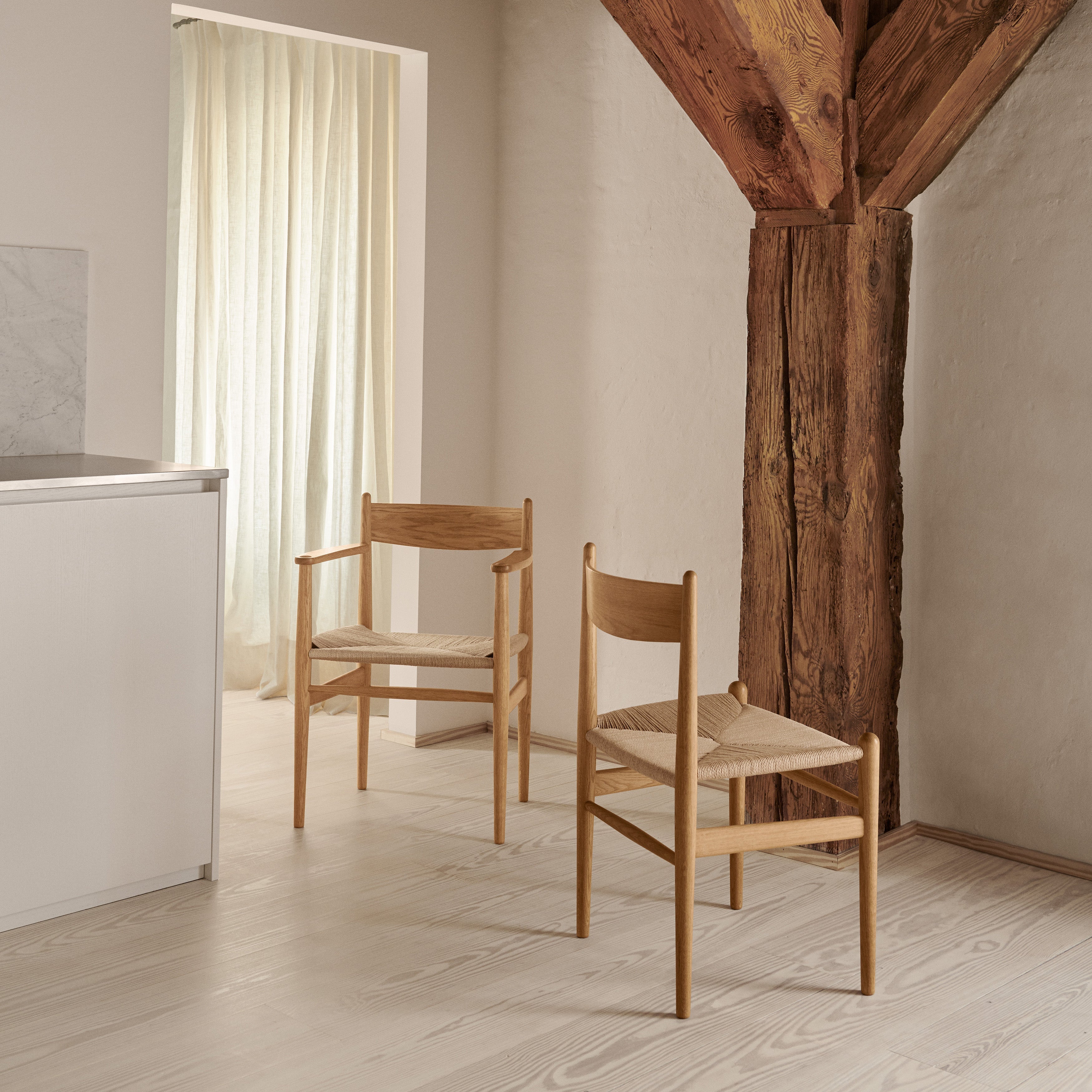 CH37 Dining Chair