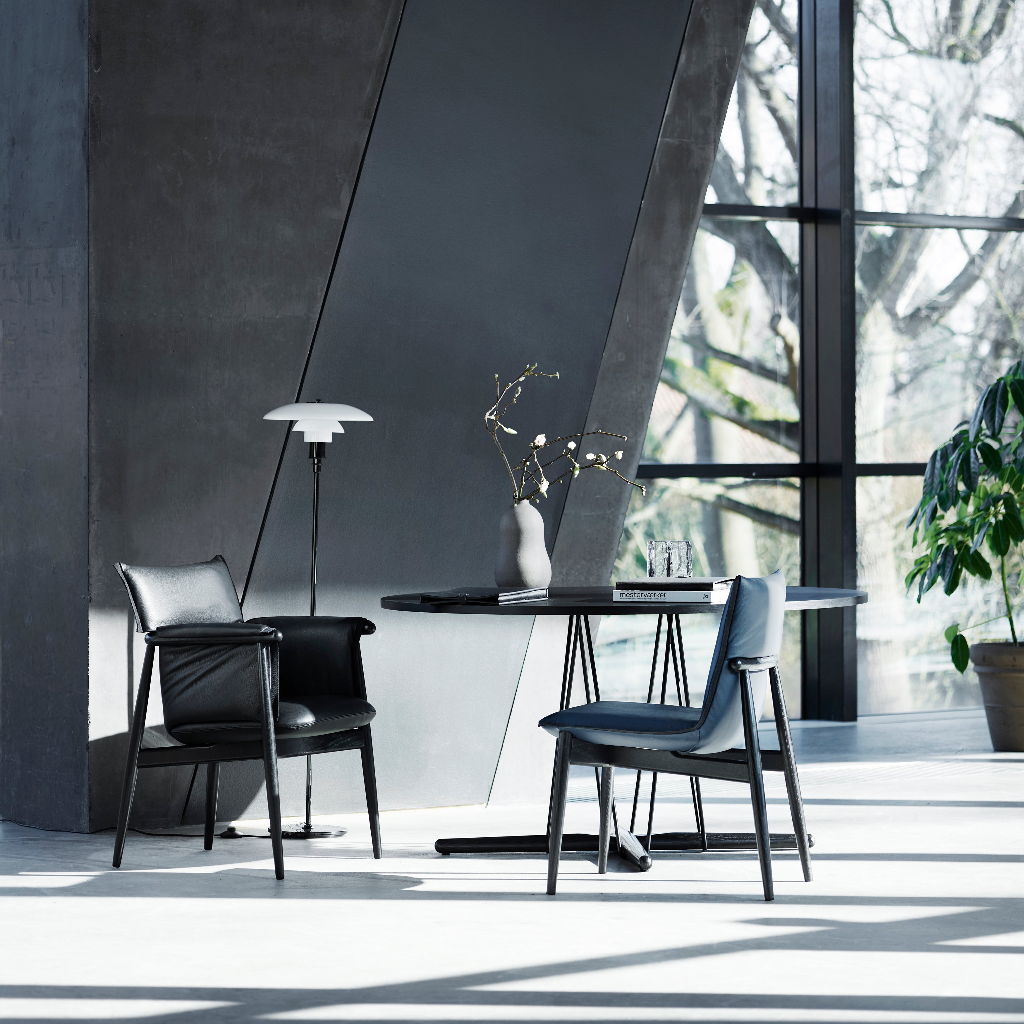 E021 Embrace Lounge Table