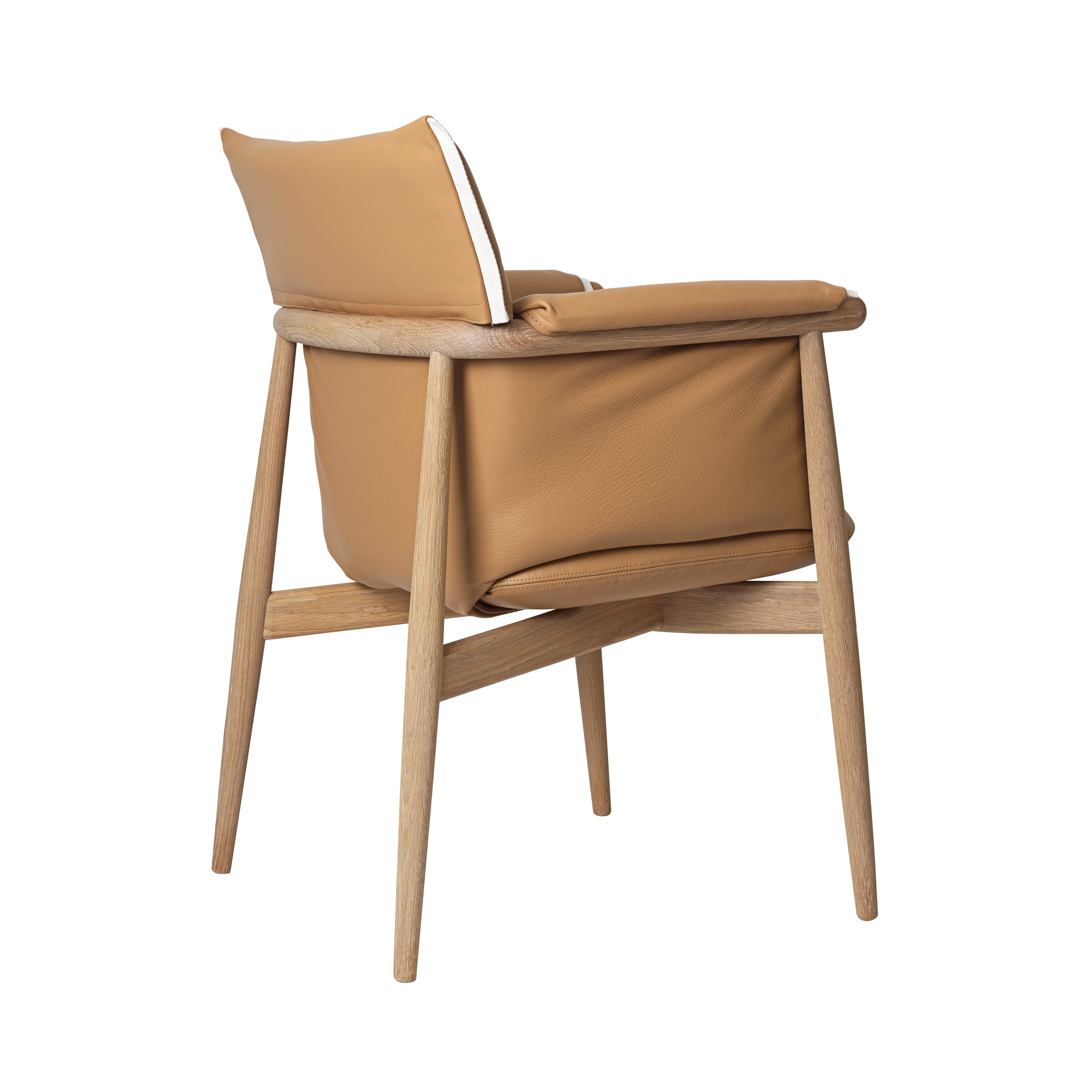 E005 Embrace Armchair: White Edging Strip + White Oiled Oak