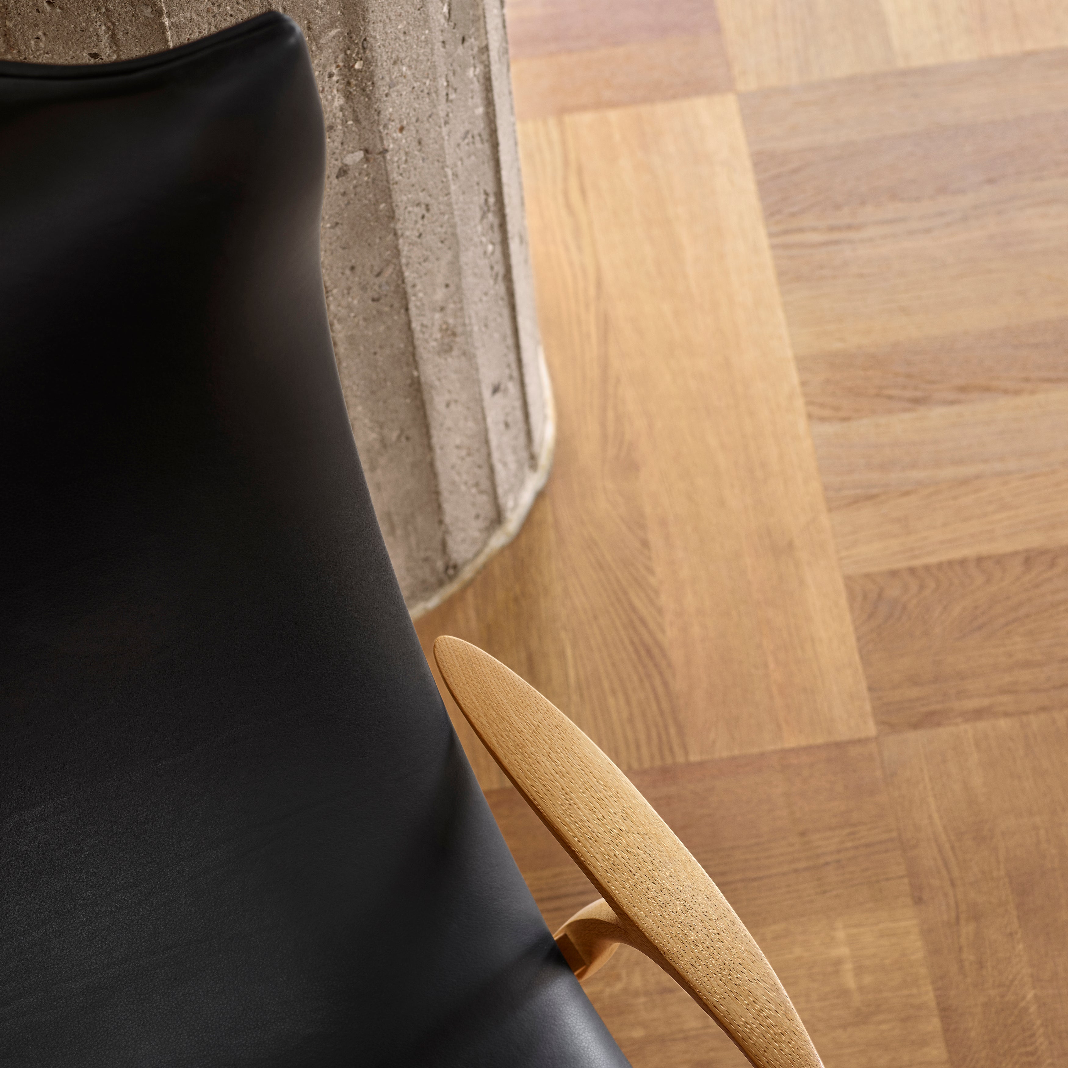 FH429 Signature Chair