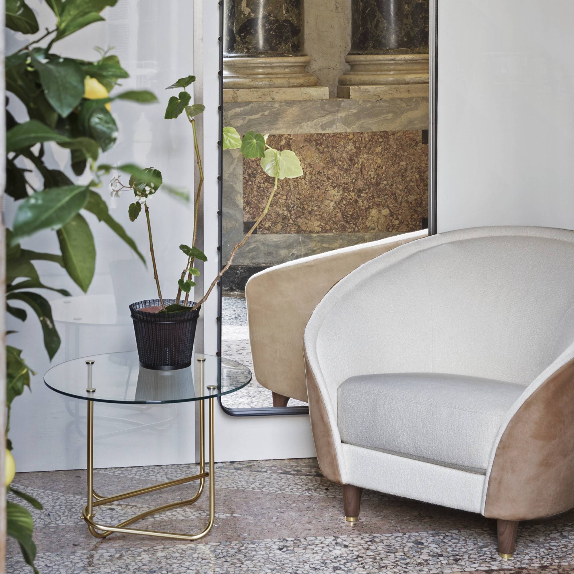 Revers Lounge Chair