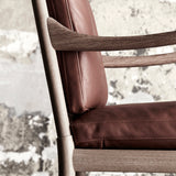 OW149 Colonial Chair with Footstool