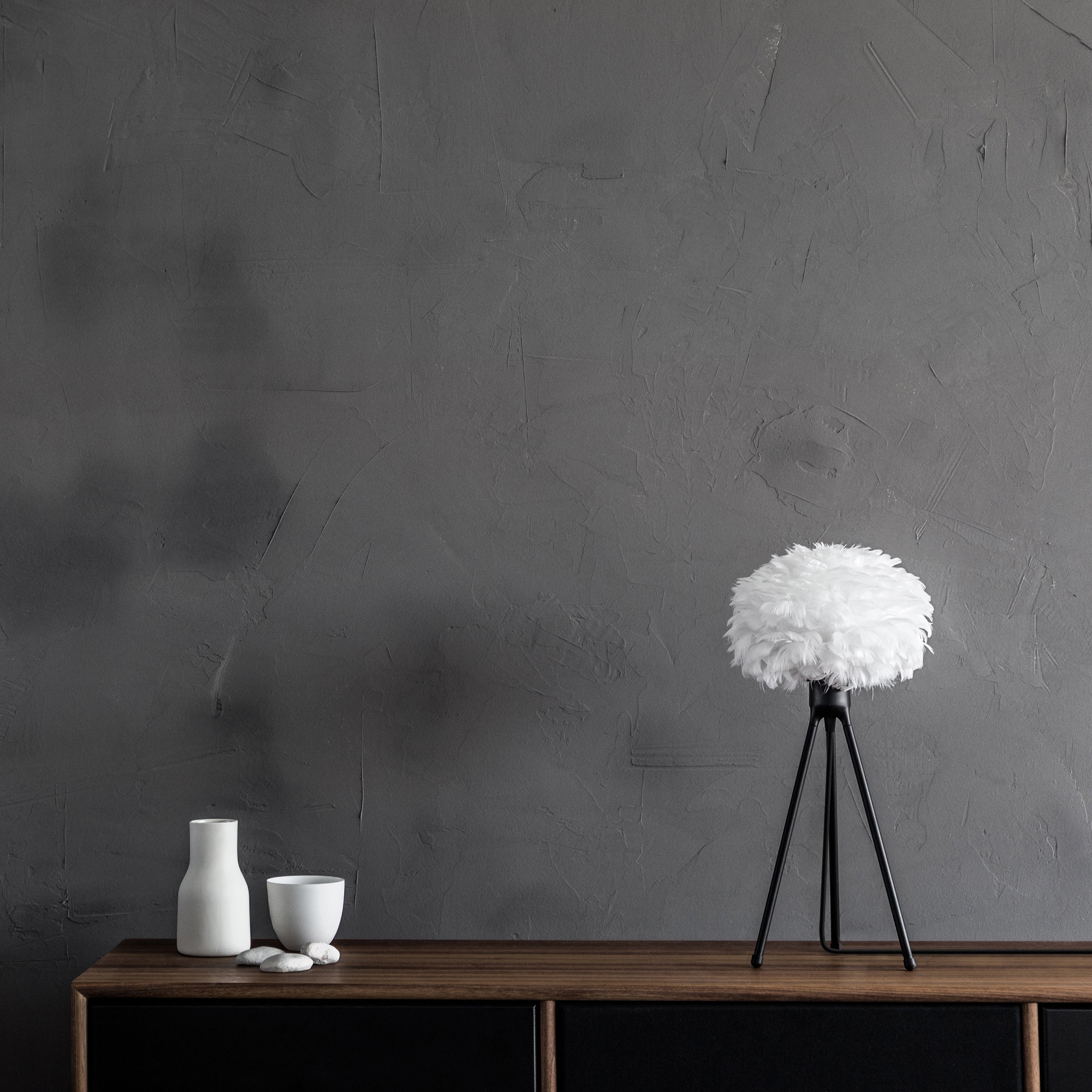 Eos Tripod Table Lamp