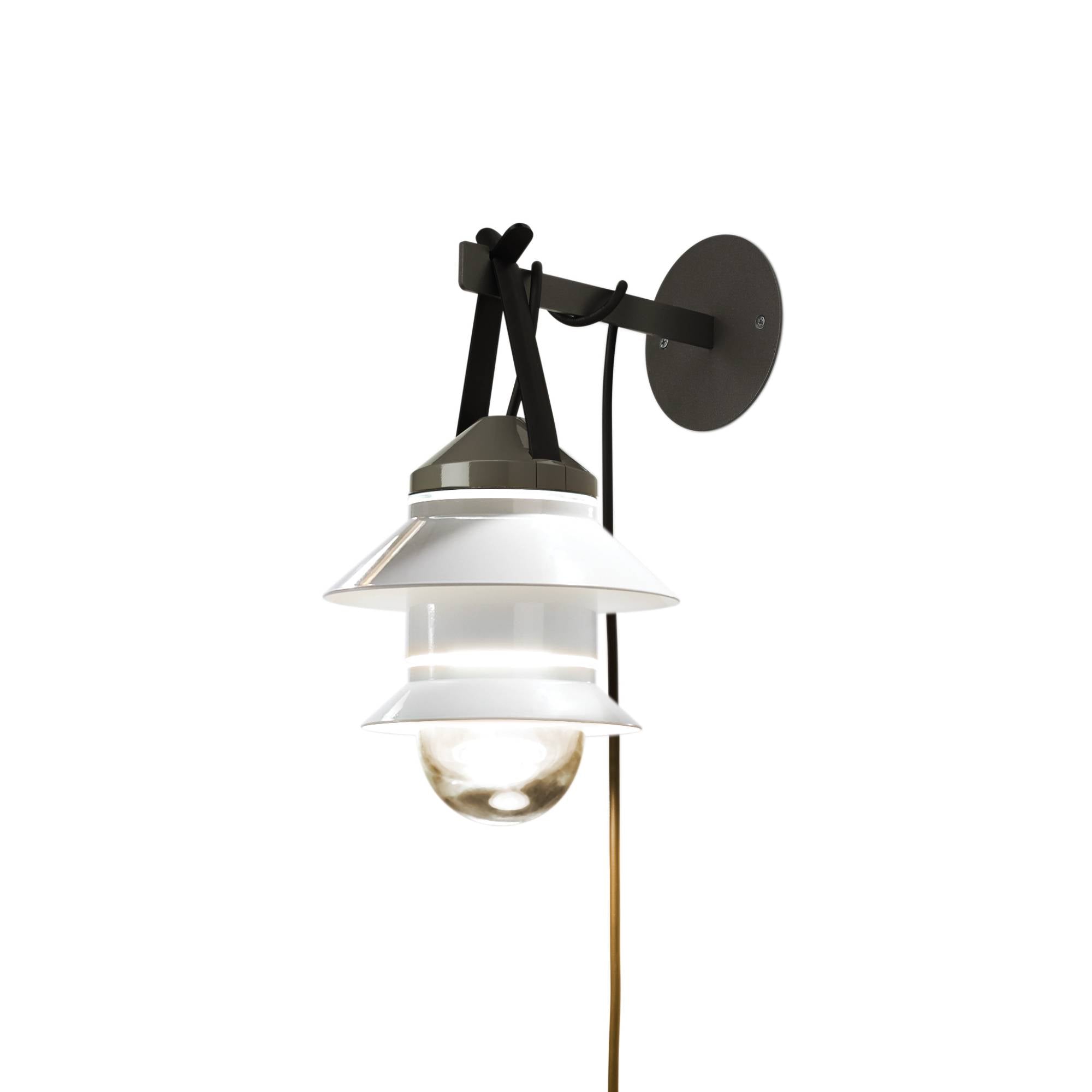 Santorini Wall Lamp: White